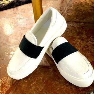 White leather Ugg sneakers